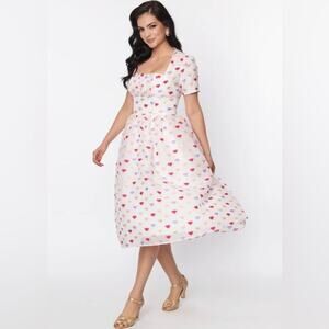Unique Vintage White Dress with Hearts Crinkle Libby Swing Dress  - Size 1X/16